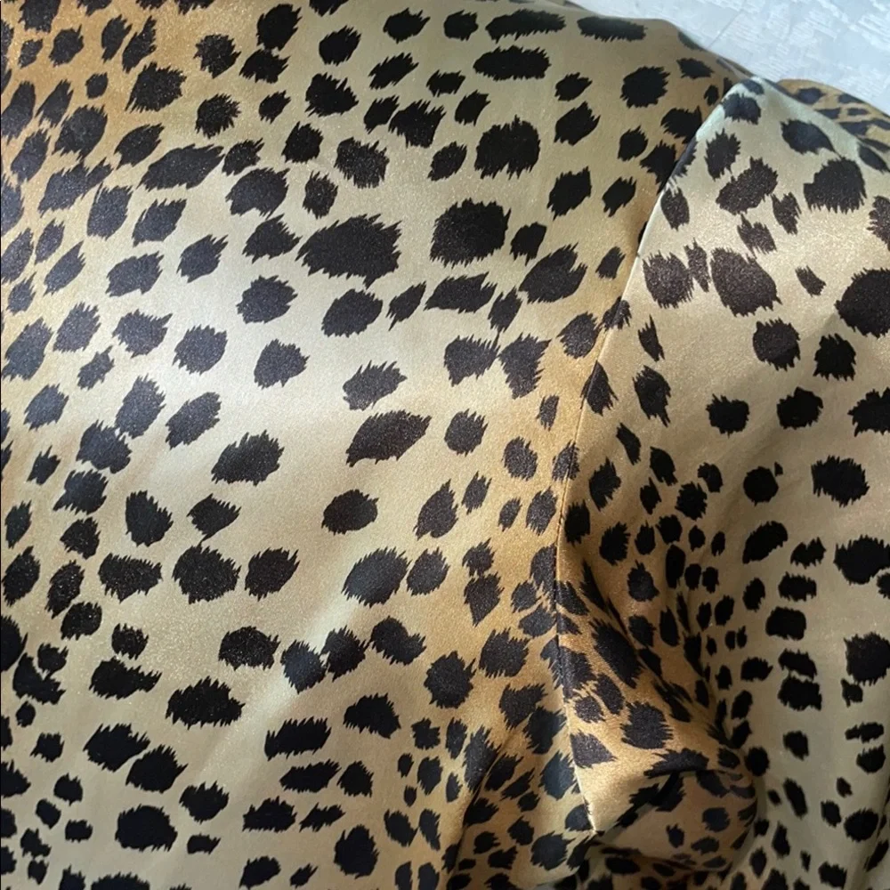 Victoria's Secret Leopard Print Pajama Set - Brown and Black - Picture 7 of 7